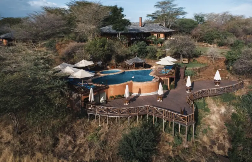 Escarpment Lodge -  a popular choice on safaris Escarpment Lodge -  a popular choice on safaris